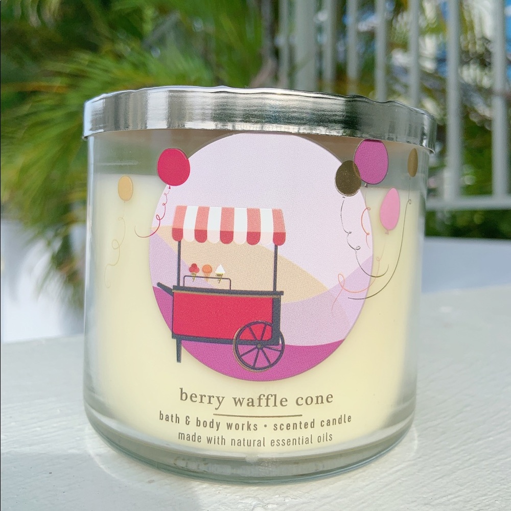 Bath and body works Berry waffle cone candle